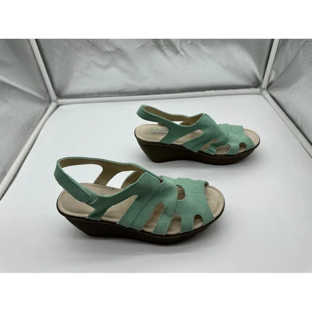 Skechers parallel wedge